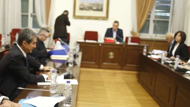 Αγριος καβγάς Λοβέρδου - Καββαδία στη Βουλή για την &quot;Αυγή&quot;