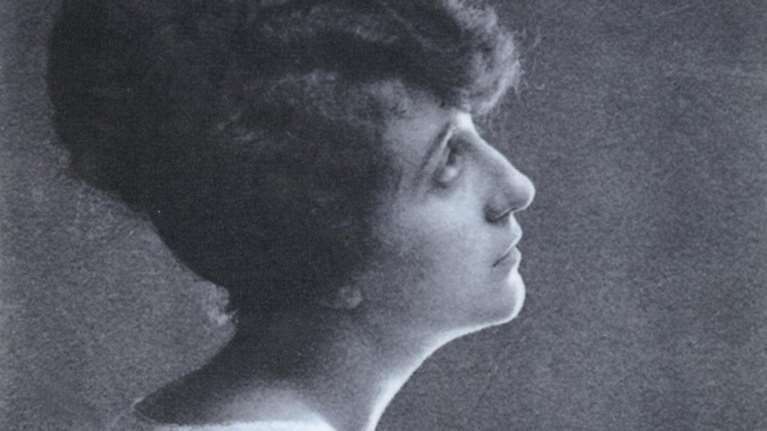 Αγγελική Χατζημιχάλη: Τιμή στη μάνα της ελληνικής λαογραφίας