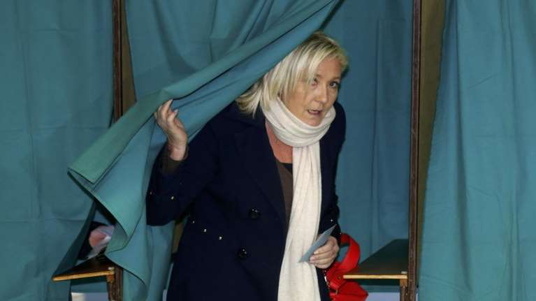 Το φάντασμα της Λεπέν πάνω από τις Γαλλικές εκλογές