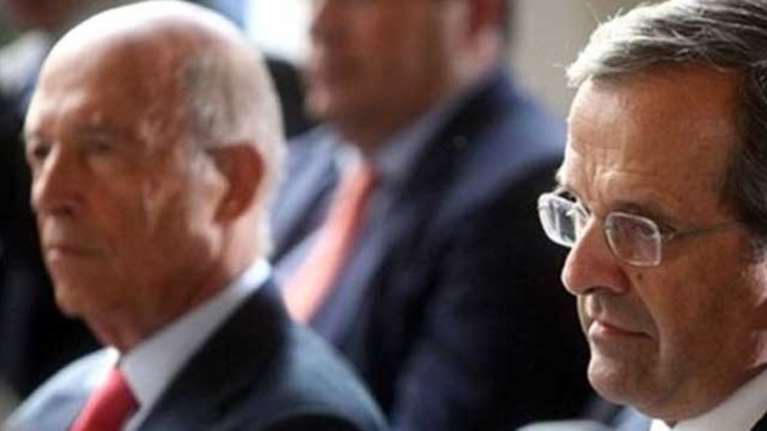 Ο Σαμαράς διαβάζει Σημίτη και Μαργαρίτα Παπανδρέου