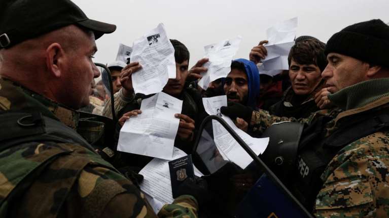 Κραυγή από τον δήμαρχο: Θα γίνει πόλεμος στην Ειδομένη