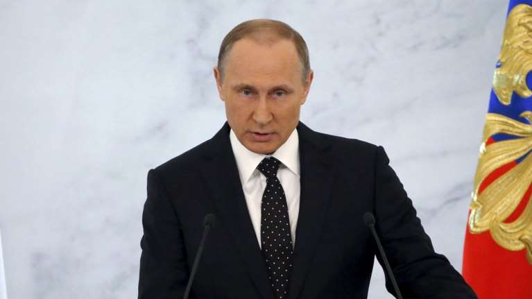 Ο Πούτιν «καθίζει στο σκαμνί» την Ουκρανία για χρέος $3 δισ.