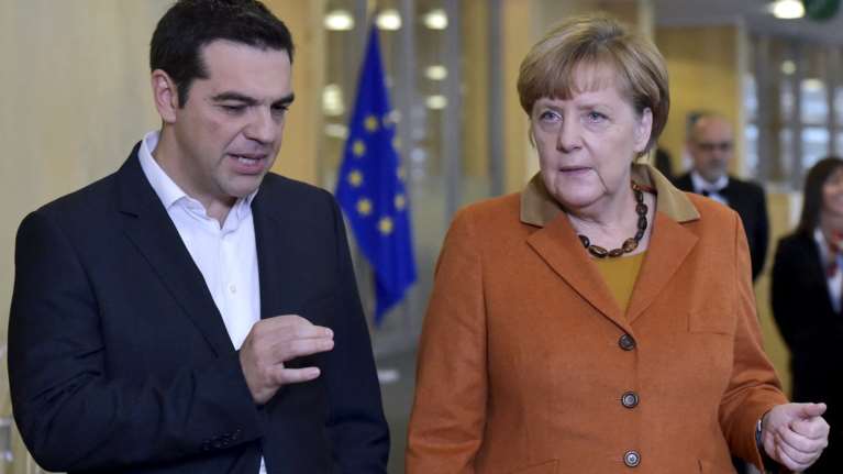 Το Μαξίμου κάνει όπισθεν μετά το μήνυμα του Βερολίνου