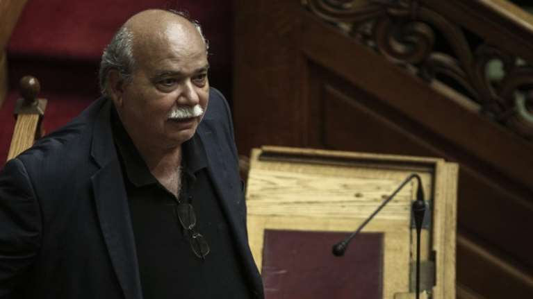 Βούτσης: Εγινε λάθος στον προϋπολογισμό για τη χρηματοδότηση των κομμάτων