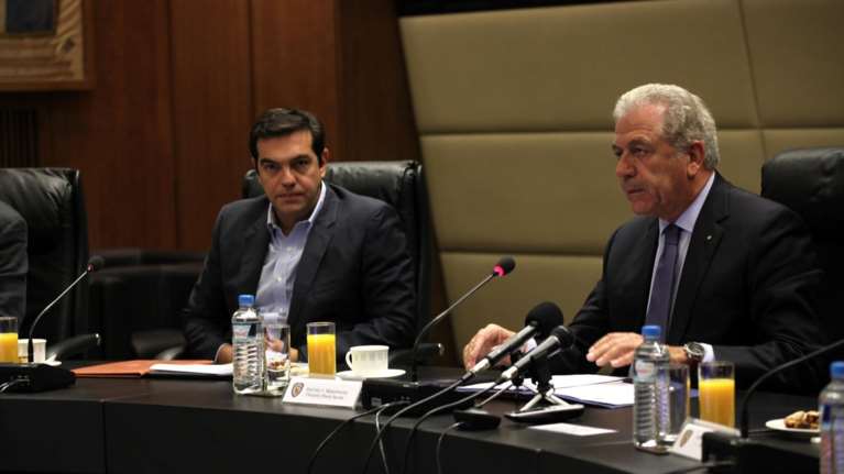 Handelsblatt τα πρόσωπα του 2015: Απογοήτευσαν Τσίπρας &amp; Αβραμόπουλος