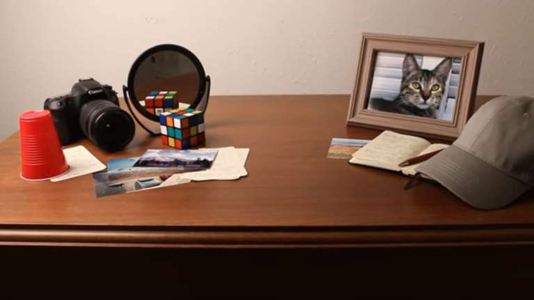 Mπορείτε να μαντέψετε ποια αντικείμενα είναι αληθινά σε αυτό το βίντεο;