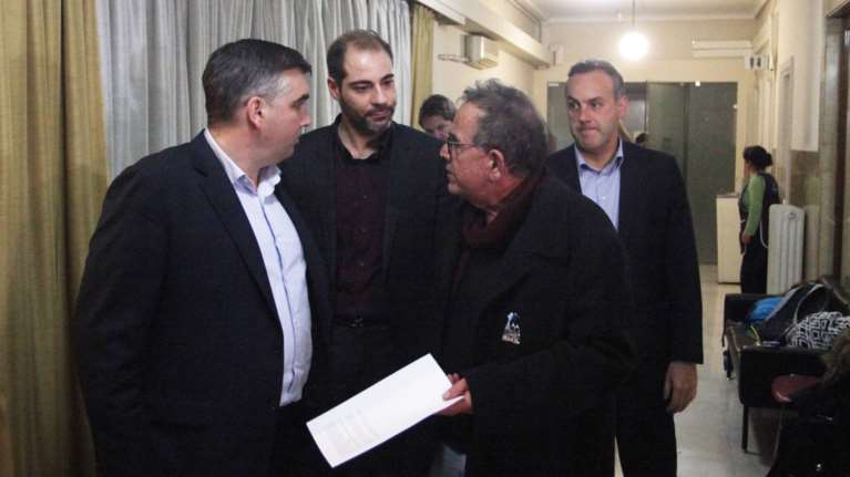 Συμφώνησαν  δήμαρχοι και Μουζάλας για τους μετανάστες