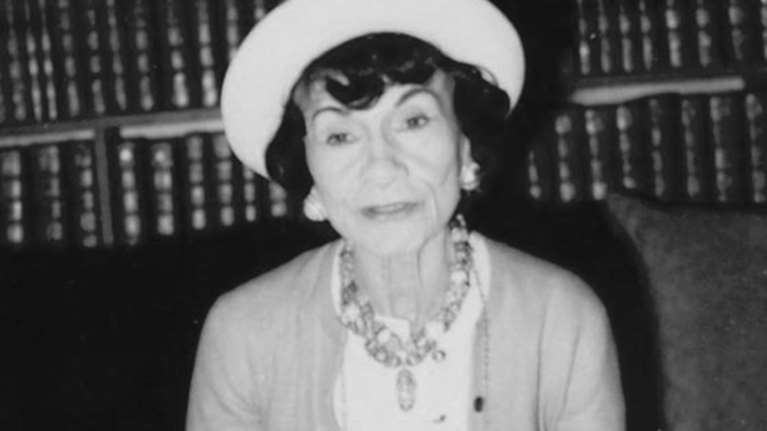 Τι συνδέει την Κοκό Σανέλ, τον Λάγκερφελντ και τον Βαρουφάκη