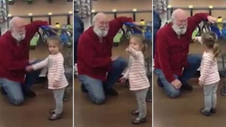 Τι κάνει ένας άνδρας όταν ένα κοριτσάκι τον «βλέπει» ως Αγιο Βασίλη;