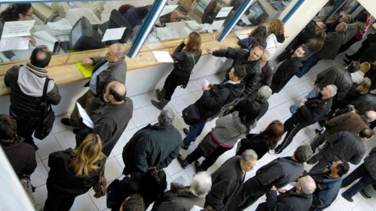 Πώς διαμορφώνονται τα όρια ηλικίας σε ΕΤΑΑ και ΟΑΕΕ