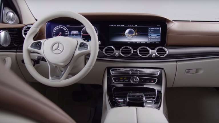 Νέα Mercedes E Class: Ενα σαλόνι από άλλο πλανήτη