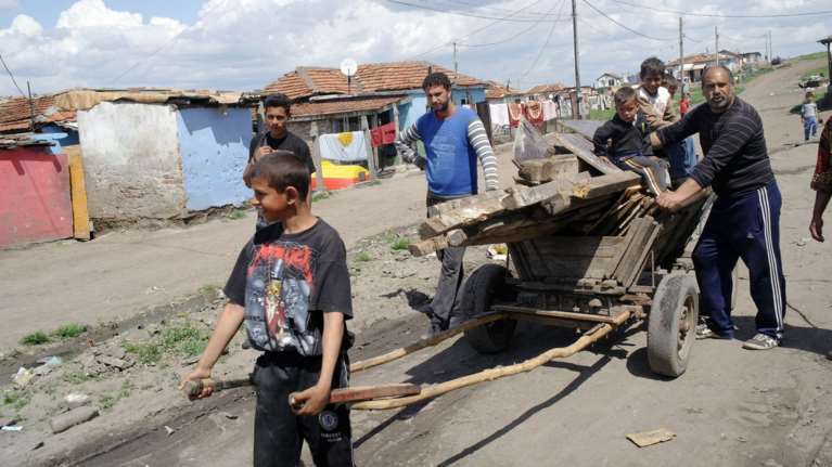 Ένα χωριό στη Βουλγαρία ζει πουλώντας τα παιδιά του στην Ελλάδα
