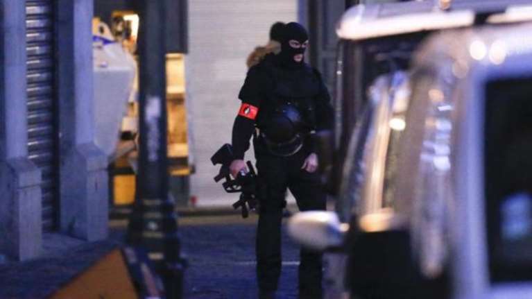 Βέλγιο: Συνελήφθη ύποπτος άνδρας για τις επιθέσεις στο Παρίσι