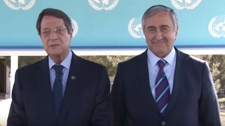 Κύπρος: Κοινό μήνυμα Αναστασιάδη-Ακιντζί για τα Χριστούγεννα