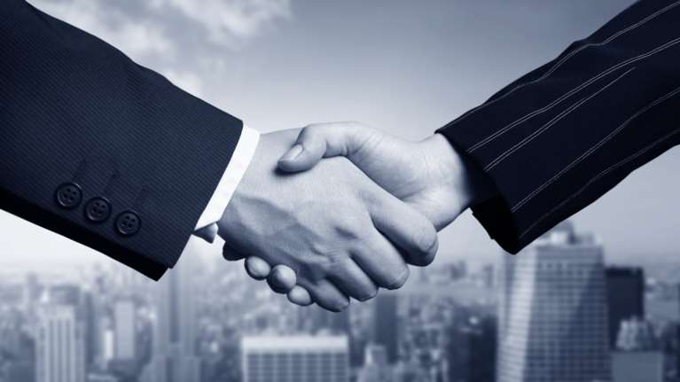 CNBC: Αυτά είναι τα 10 μεγαλύτερα επιχειρηματικά deals του 2015