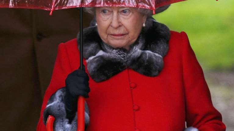 H εμφάνιση της Βασίλισσας Ελισάβετ που εξόργισε τους Βρετανούς