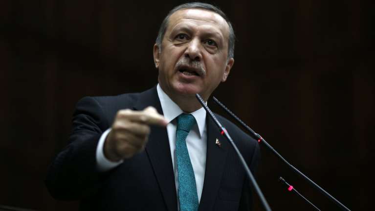 O Ερντογάν κατηγορεί τώρα το Ιράν για τη Συρία