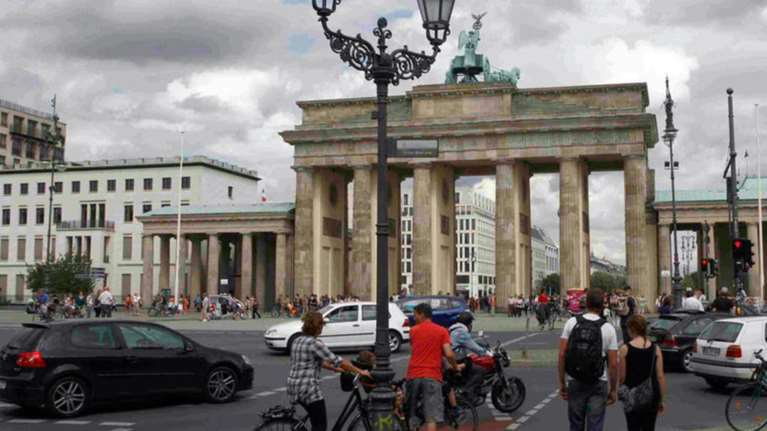 Μειώθηκαν οι Γερμανοί που θέλουν Grexit