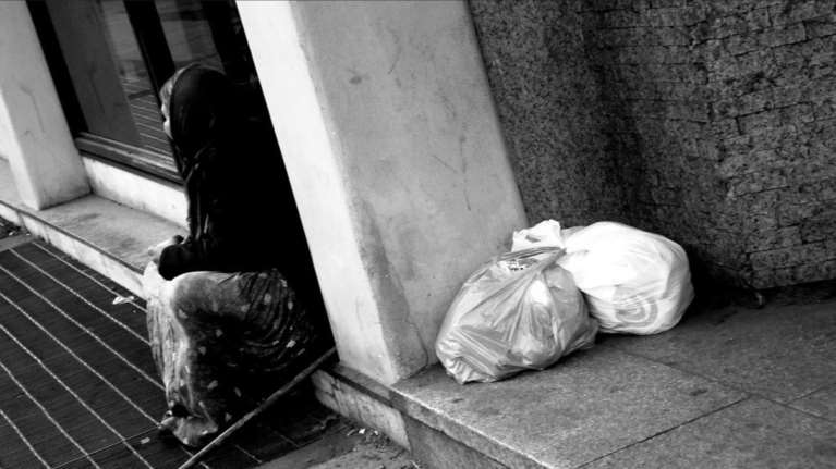 Αστεγοι μάνα και γιος στο ίδιο κέντρο στήριξης