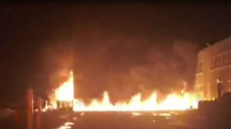 Συντριβή αεροσκάφους σε εμπορικό κτίριο στην Αλάσκα