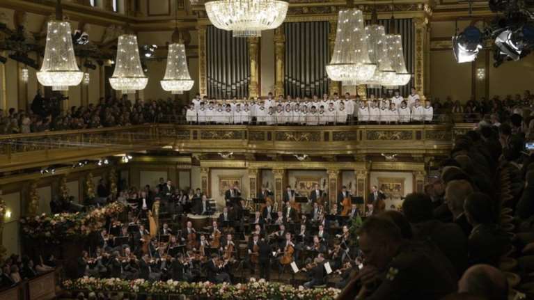 Ποδαρικό για το 2016 με τη Φιλαρμονική της Βιέννης