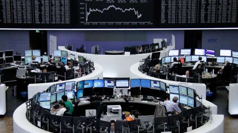 Τι προβλέπουν οι διεθνείς οίκοι για το 2016: Τι θα επηρεάσει τις αγορές