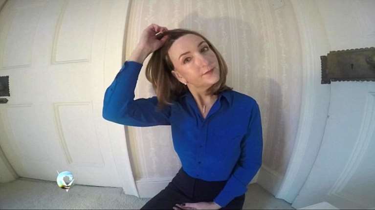 H θαρραλέα αποκάλυψη της δημοσιογράφου του BBC [ΒΙΝΤΕΟ]