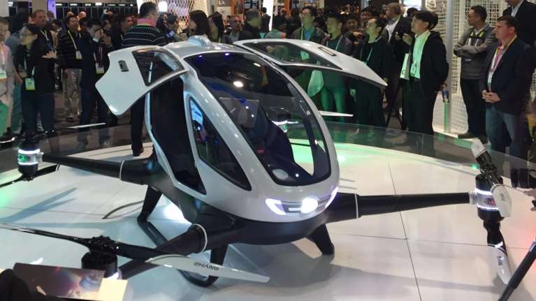 Το πρώτο drone στον κόσμο με θέση για έναν επιβάτη