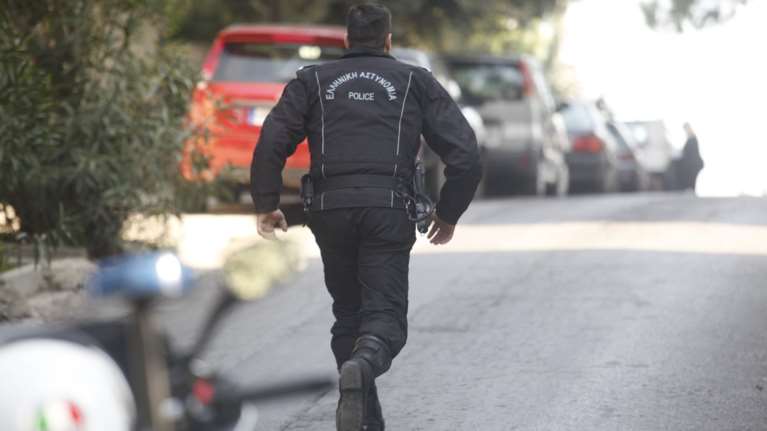 Συμπλοκή Αλβανών με πυροβολισμούς στο σταθμό Λαρίσης: ένας τραυματίας