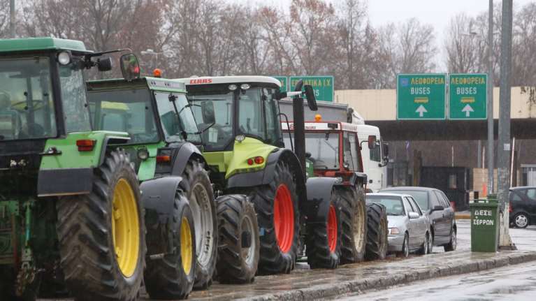 Κλείνουν την Τετάρτη τα Τέμπη οι αγρότες της Λάρισας