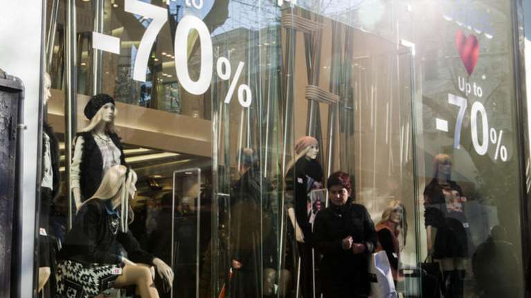 Ανοιχτά σήμερα τα εμπορικά καταστήματα