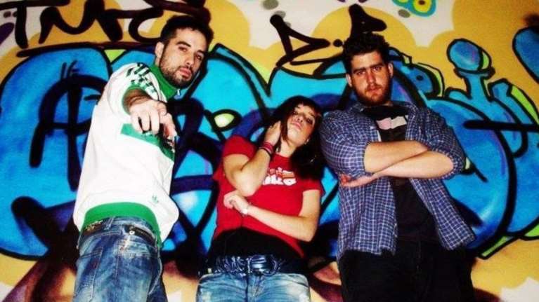 Οταν ο «οργισμένος» ράπερ του Σύριζα κατήγγειλε τα ρουσφέτια