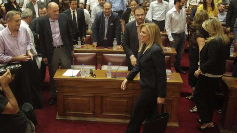 Το παρασκήνιο πίσω από το προσκλητήριο της Γεννηματά