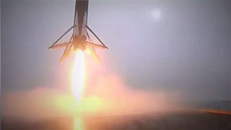 Ανατινάχθηκε κατά την προσνήωσή του ο πύραυλος SpaceX