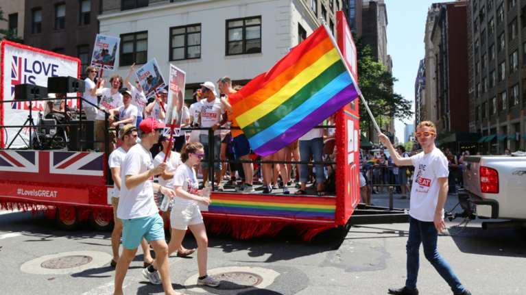Η βρετανική υπηρεσία πληροφοριών είναι ο πιο gay-frendly εργοδότης