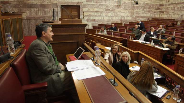 Χαμός στη Βουλή για το «plan X του Γιάνη Βαρουφάκη