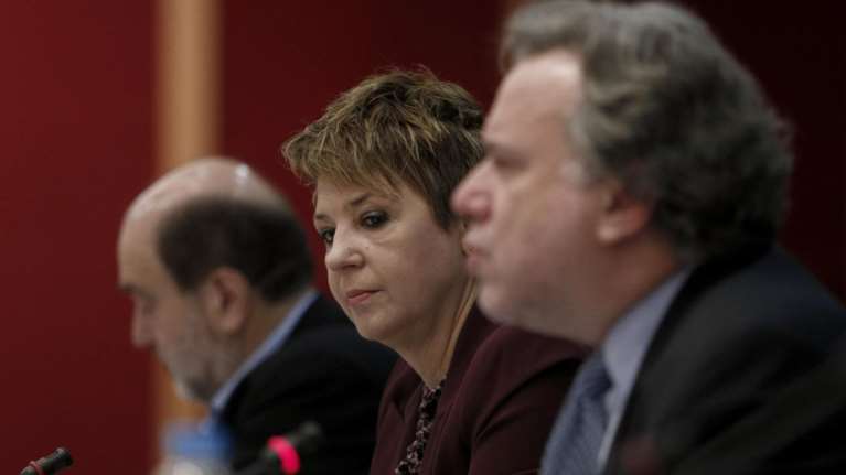 Στοχοποιούν τους αγρότες και δίνουν αόρατες υποσχέσεις