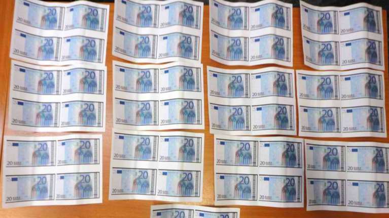 Θραύση κάνουν τα πλαστά ευρώ, ποια προτιμούν οι επιτήδειοι