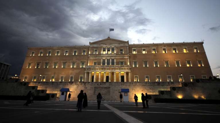 Συνεχίζουν τις τοποθετήσεις ημετέρων σε θέσεις-κλειδιά του Δημοσίου