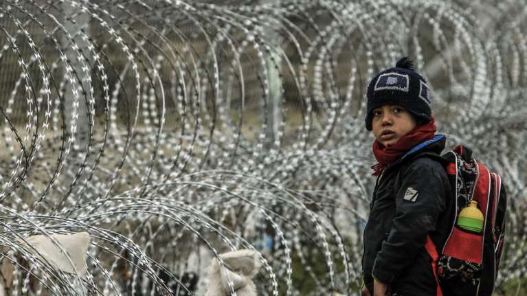 Η ΠΓΔΜ  ανοιγοκλείνει τα σύνορα, τα ξένα ΜΜΕ πυροβολούν