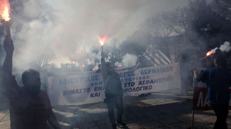 Ενταση στη Θεσσαλονίκη, άφαντος ο υπουργός Γεωργίας