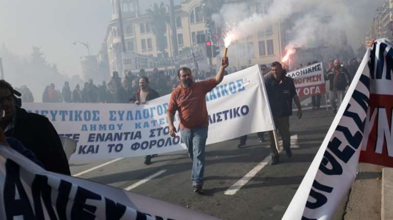 Εντυπωσιακές φωτό από το συλλαλητήριο στη Θεσσαλονίκη