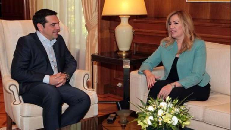 Συνάντηση Τσίπρα - Φώφης την Τρίτη για το προσφυγικό