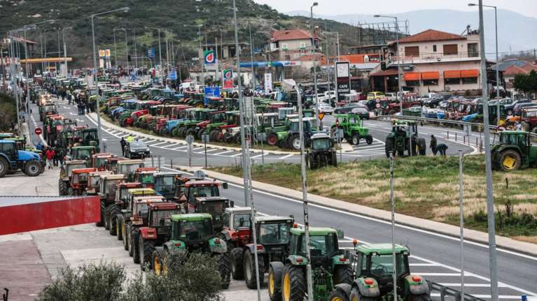 Κάθοδο με τα τρακτέρ στην Αθήνα σχεδιάζουν οι αγρότες