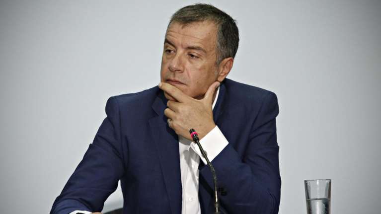 Θεοδωράκης: Η χώρα να στηριχθεί στο ριζοσπαστικό κέντρο