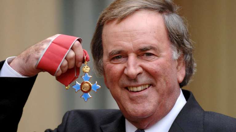 Εφυγε ο παρουσιαστής Τ.Βόγκαν. Η Αγγλία έχασε τον «εθνικό θησαυρό» του BBC