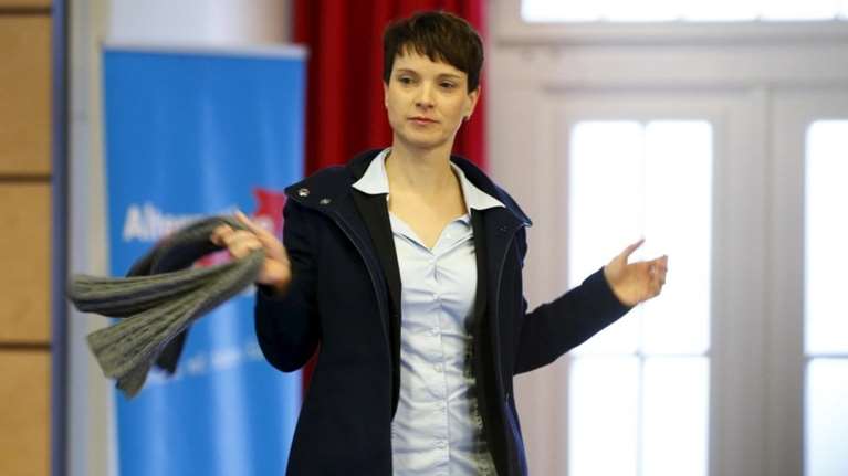 H πιο επικίνδυνη (ακροδεξιά) γυναίκα της Γερμανίας