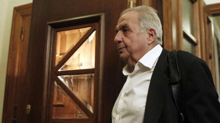 «Αθώωσε» τον Φλαμπουράρη η Επιτροπή Πόθεν Εσχες