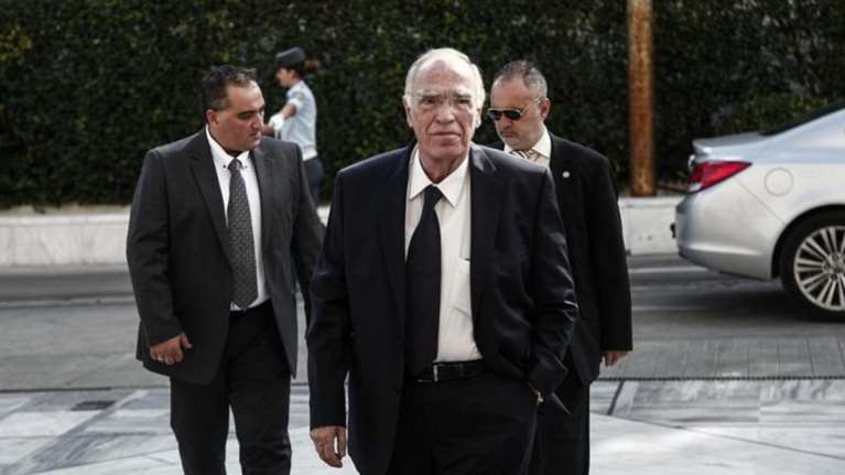 Λεβέντης: Η κυβέρνηση παίζει παιχνίδια με τις τηλεοπτικές άδειες