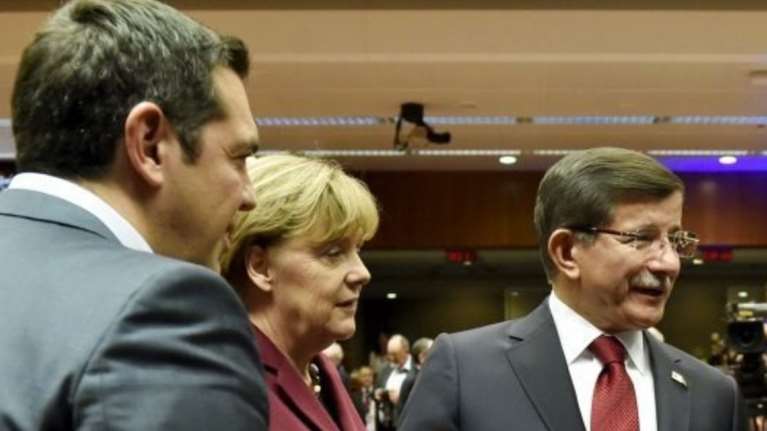 Πενταμερής με Τσίπρα, Μέρκελ, Νταβούτογλου για το προσφυγικό στο Λονδίνο